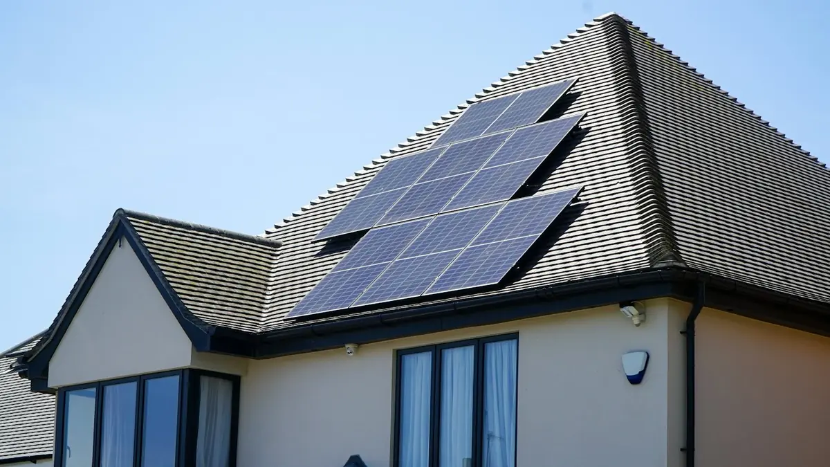 Vivienda con placas solares